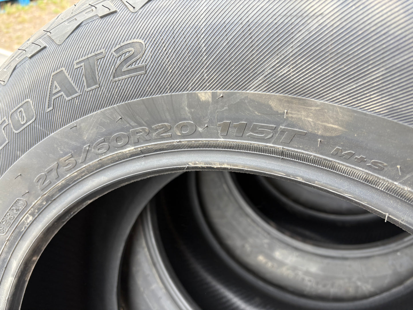 4 pneus d ete neufs 275/60r20 hankook en liquidation