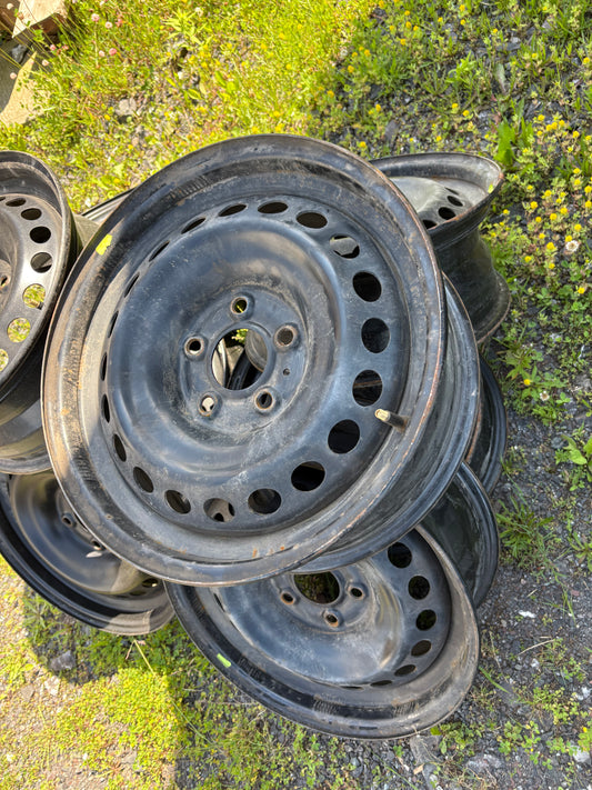 4 roues d acier 16 pouces Nissan 5x114.3