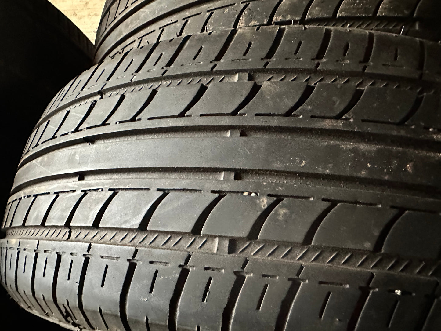 2 pneus d été 185/55r15 rotalla en bon état