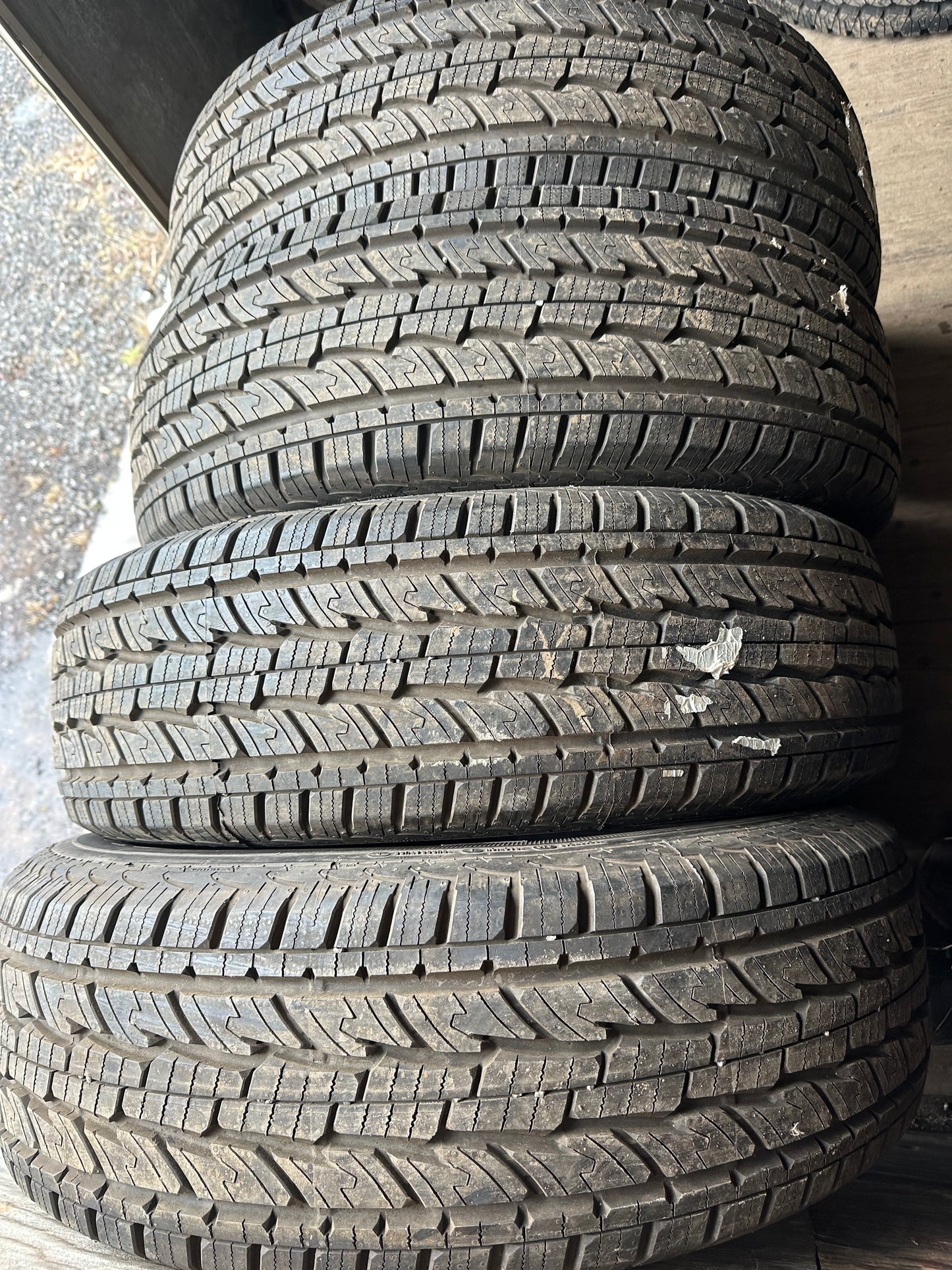 4 pneus d été neufs 265/70r18 general en liquidation