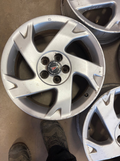 4 mags Pontiac vibe 16 pouces 5x100