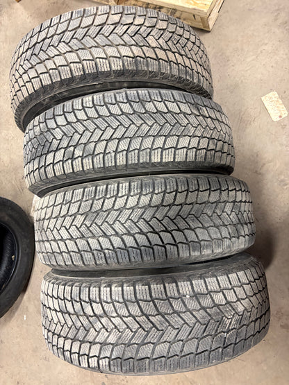 4 pneus d hiver 255/65r17 michelin a l etat neuf