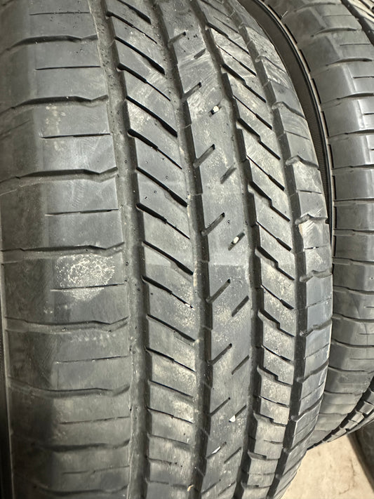 4 pneus d ete 225/60r17 Yokohama en tres bon etat