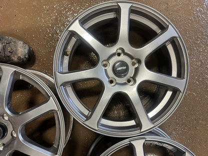 4 mags fast 17 pouces 5x114.3 neuf en liquidation