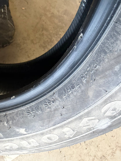 4 pneus d hiver 245/70r17 firestone en tres bon etat