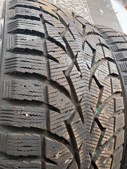 4 pneus d hiver 255/55r20 toyo a l etat neuf
