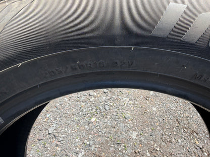 4 pneus d ete 205/60r16 sailum