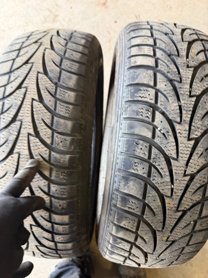 2 pneus d hiver 225/65r17 sailum