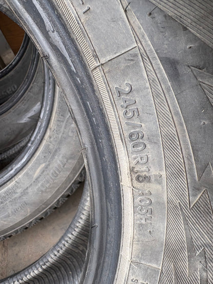 4 pneus d hiver 245/60r18 toyo en bon etat