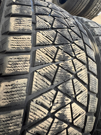 4 pneus d hiver 275/45r20 bridgestone en très bon état