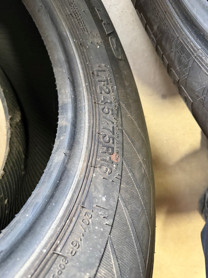 2 pneus d ete lt 245/75r16 hankook 10 plies en bon etat