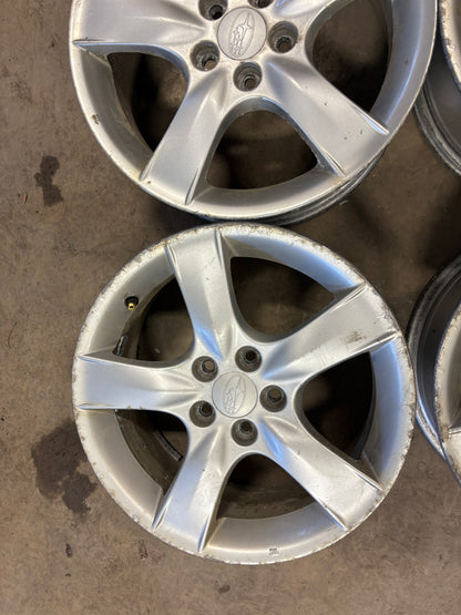 4 mags 16 pouces subaru  5x100