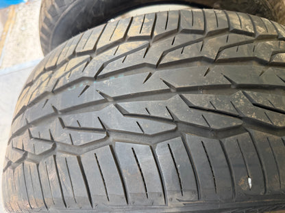 1 pneu d ete 225/40r18 toyo en très bon état