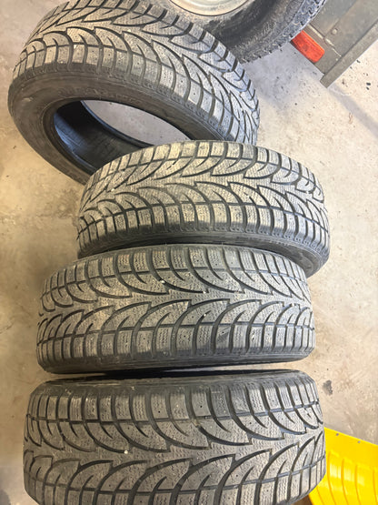 4 pneus d hiver 205/55r16 sailum en bon état
