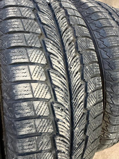 4 pneus d hiver 185/65r15 wideway en bon etat