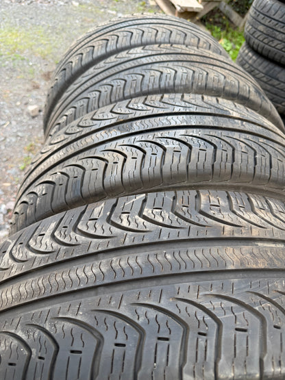 4 pneus d ete 225/60r17 pirelli en tres bon état