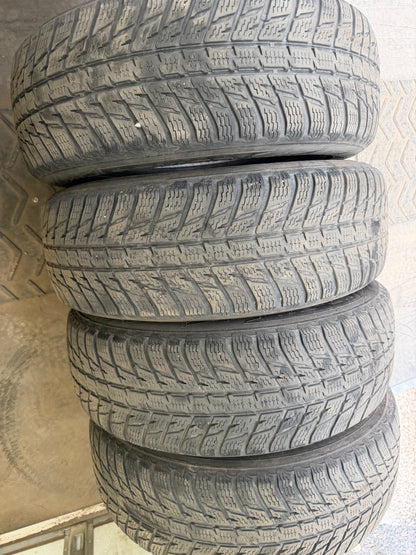 4 pneus 4 saisons 225/65r17 nokian