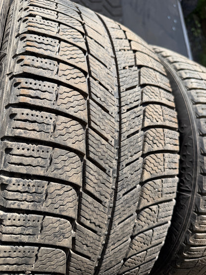 4 pneus d hiver 225/45r17 michelin en bon état