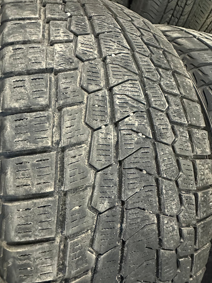 4 pneus d hiver 215/55r16 Yokohama