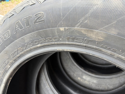 4 pneus d ete neufs 275/60r20 hankook en liquidation