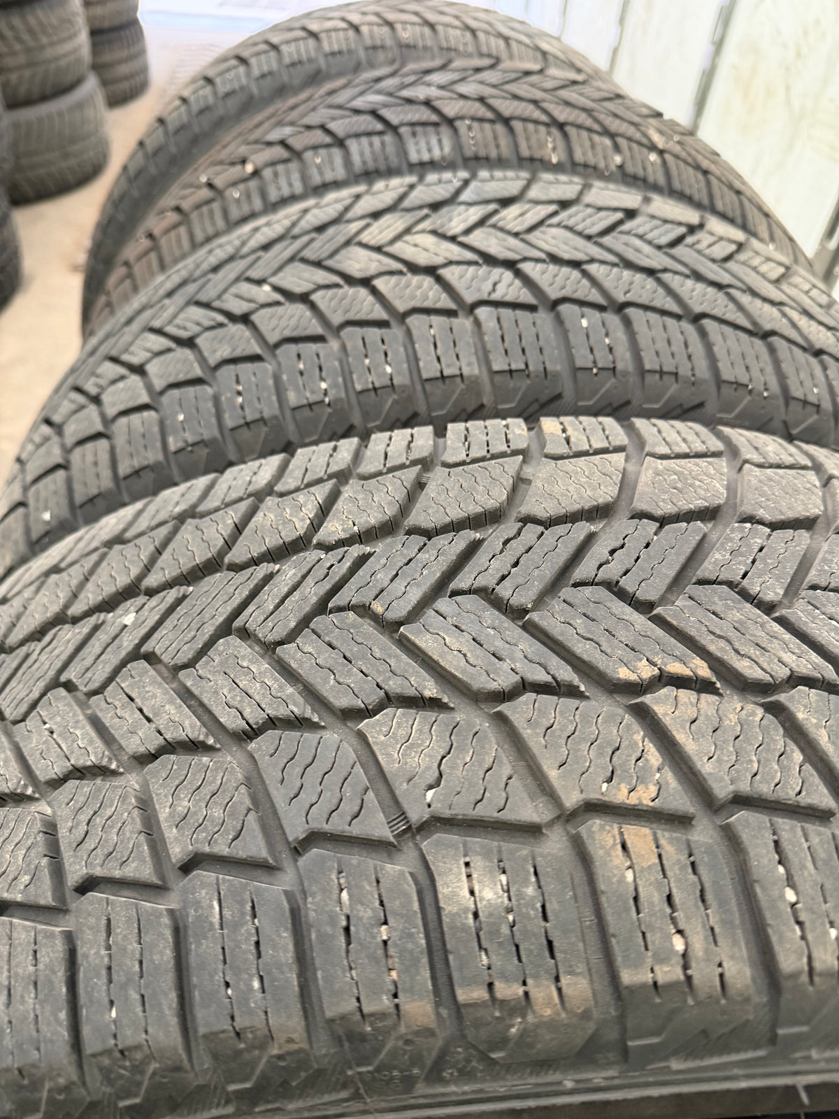 4 pneus d hiver 235/55r19 michelin a l état neuf