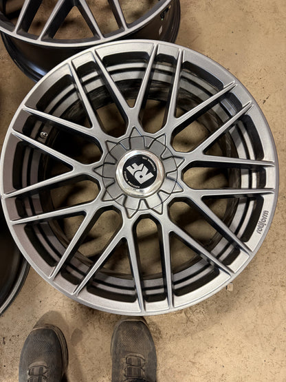 4 mags rotiform 20 pouces 5x114.3 ou 5x112 a l état neuf