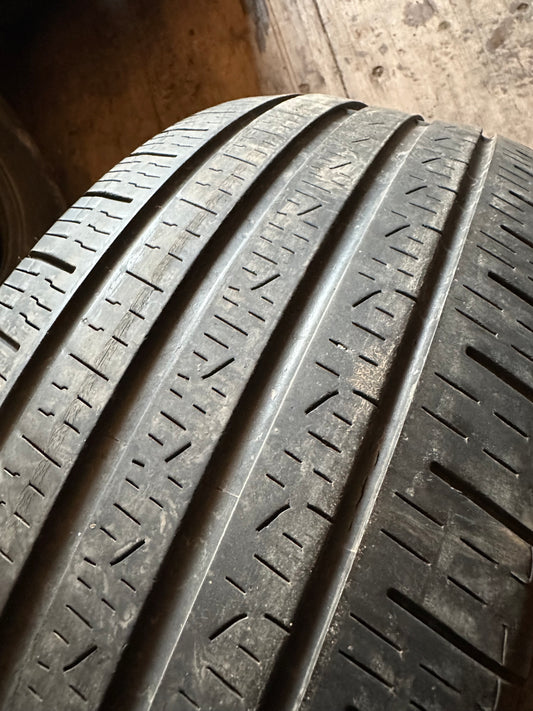1 pneu d’été 205/50r17 pirelli en bon état