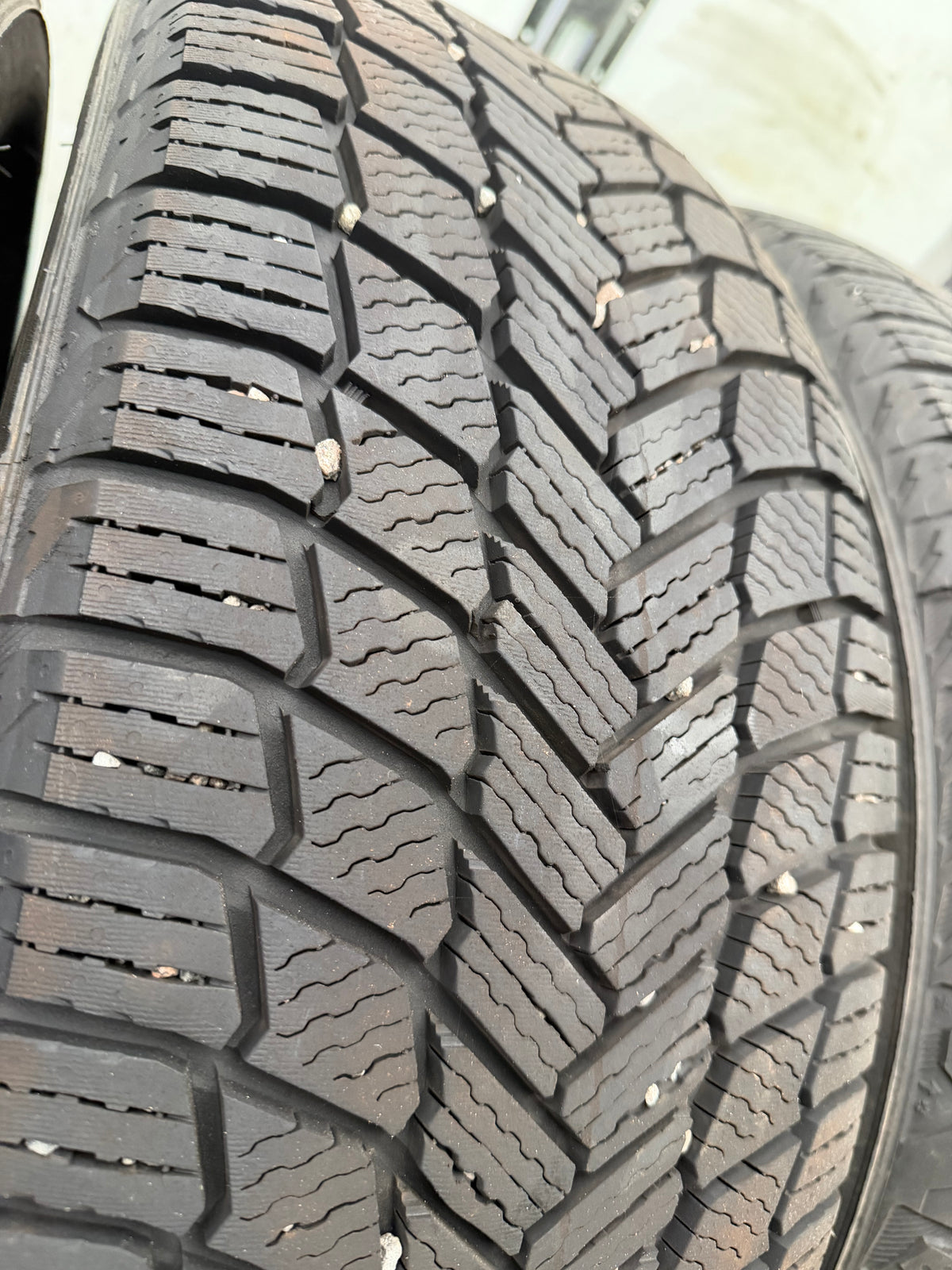 4 pneus d hiver 235/55r19 michelin a l état neuf