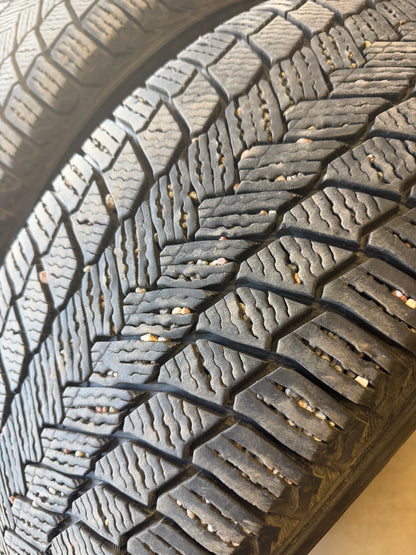 4 pneus d hiver 275/60r20 michelin en tres bon état