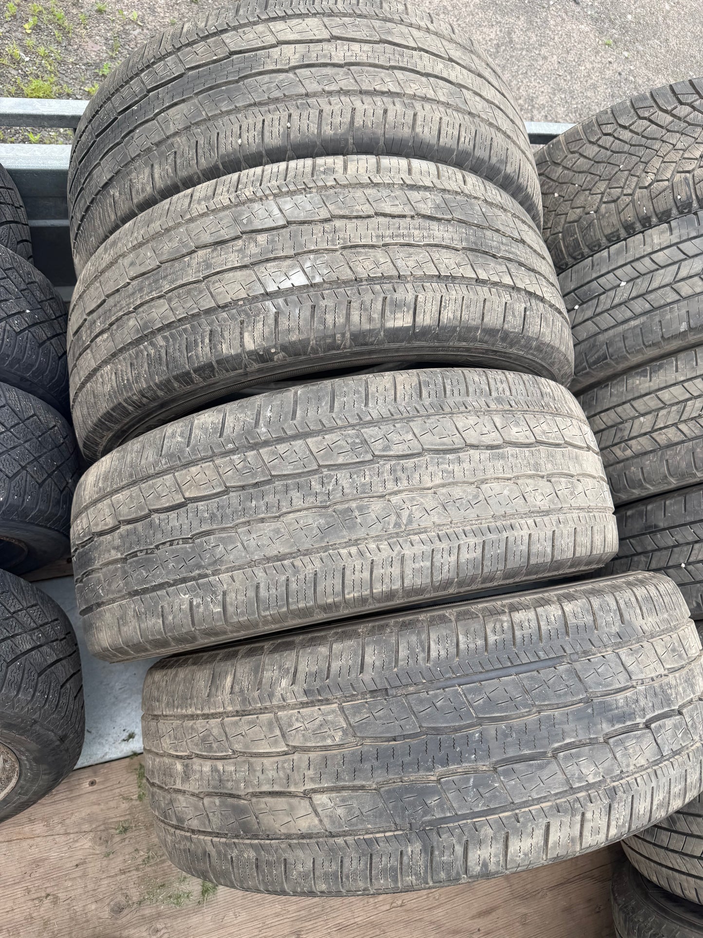 4 pneus d ete 275/50r22 general en bon état