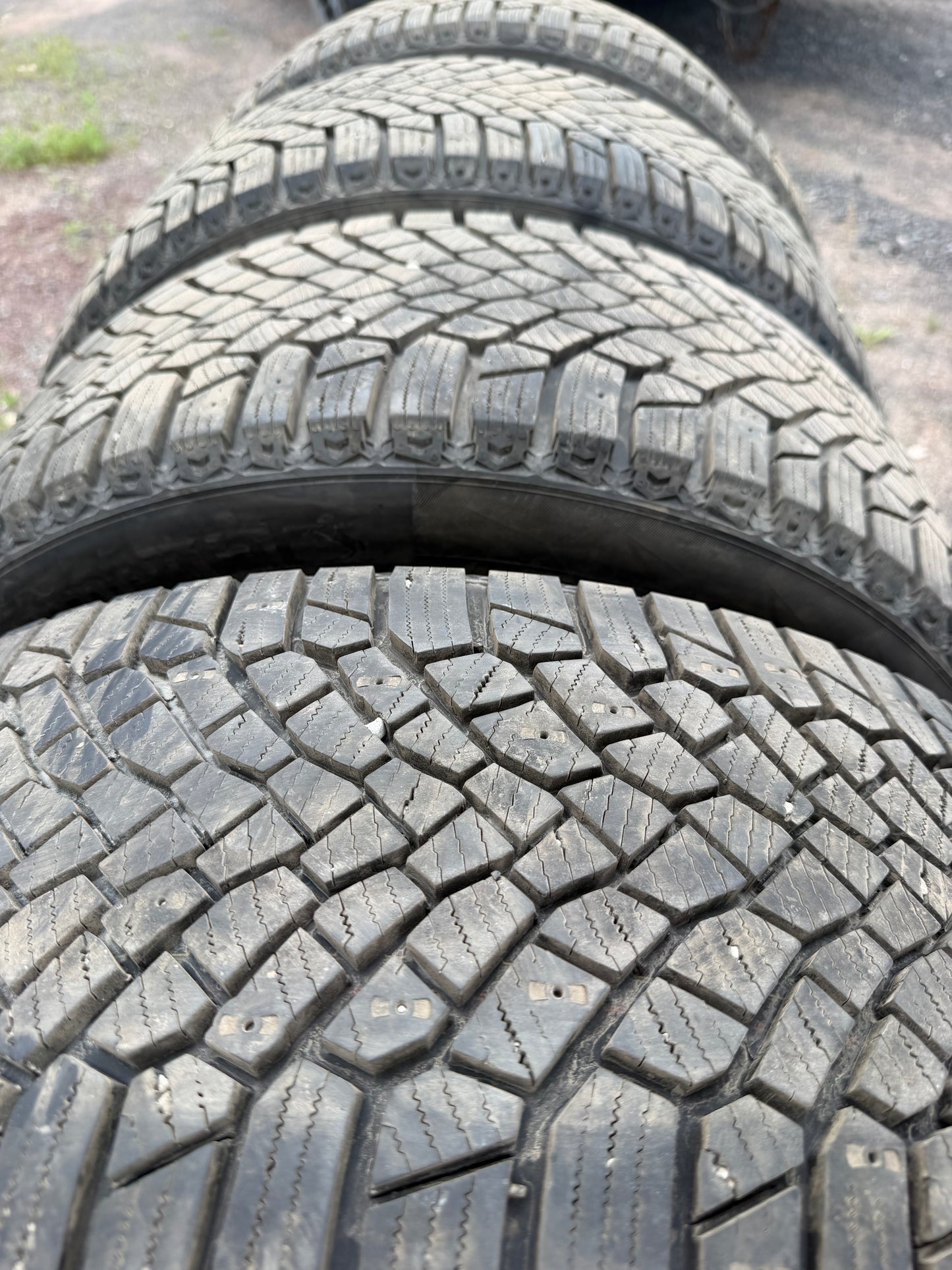 4 pneus d hiver 265/45r21 continental a l etat neuf