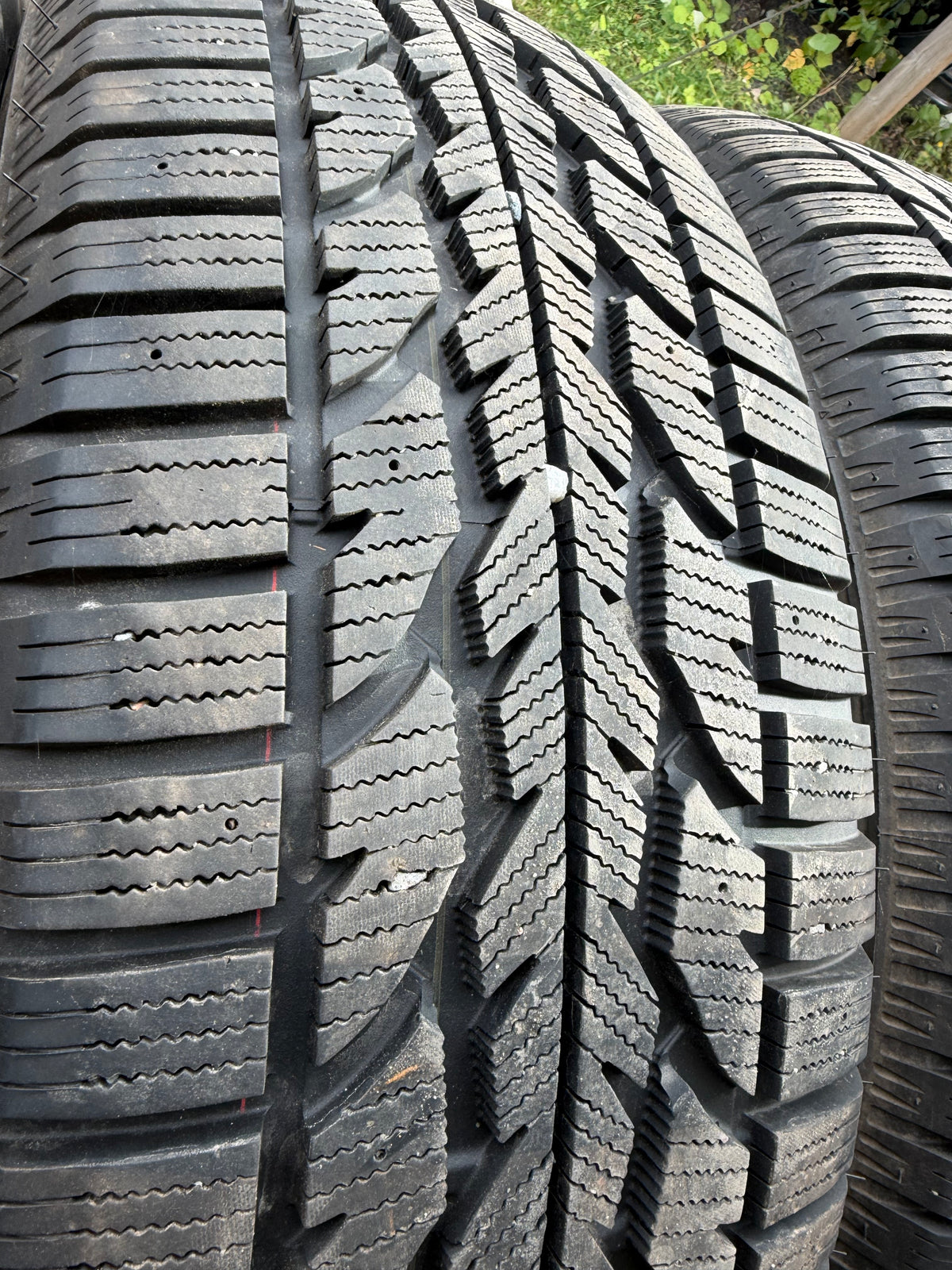 4 pneus d hiver 255/65r18 firestone a l état neuf