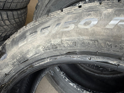 4 pneus d hiver 225/50r17 pirelli en très bon état