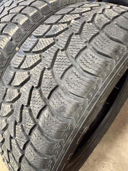 4 pneus d hiver 205/55r16 rovelo a l état neuf