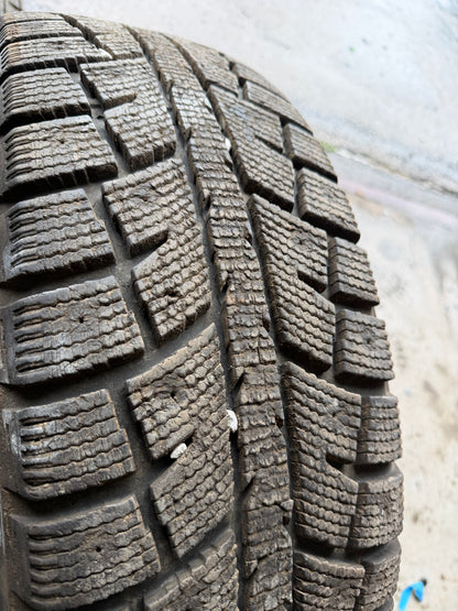 1 pneu d hiver lt 245/75r16 minerva 10 plies