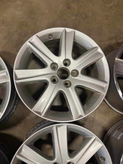 4 mags toyota 17 pouces 5x114.3