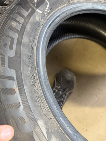 4 pneus d hiver 195/65r15 laufenn a l état neuf