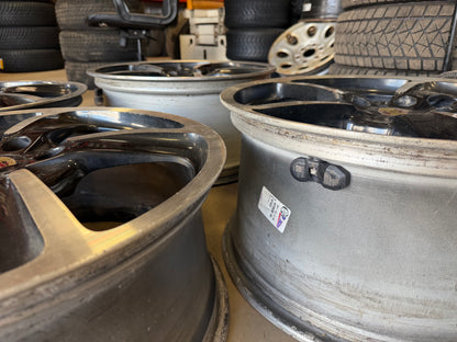 4 mags porsche 20 pouces 5x130 avec valves tpms