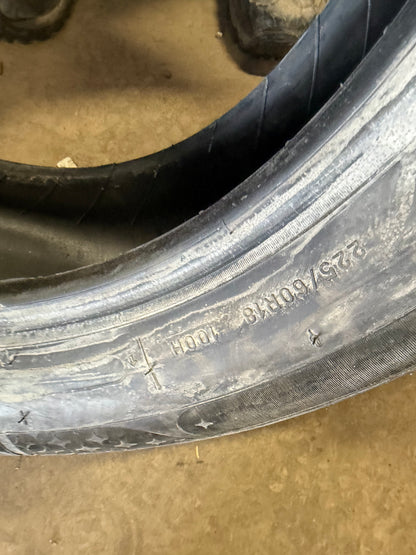 4 pneus d hiver 225/60r18 michelin a l état neuf