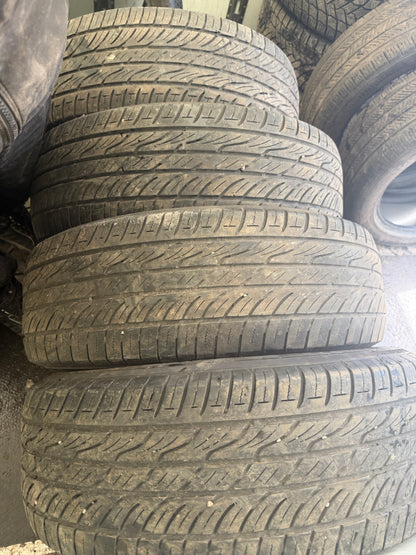 4 pneus d ete 245/60r18 toyo
