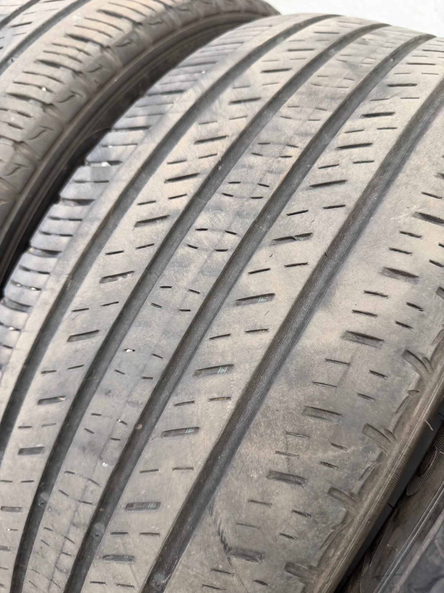4 pneus d ete 225/60r17 kumho en bon etat