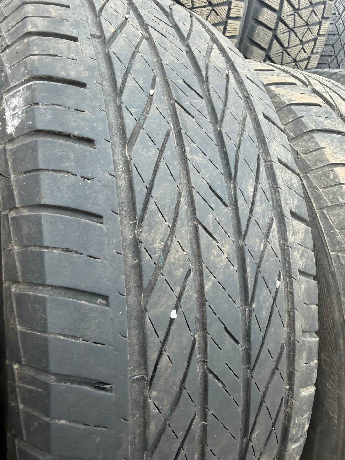 4 pneus d ete 235/65r17 rotalla en bon état