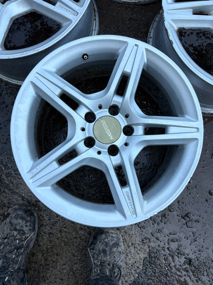 4 mags rssw 17 pouces 5x112 en bon etat