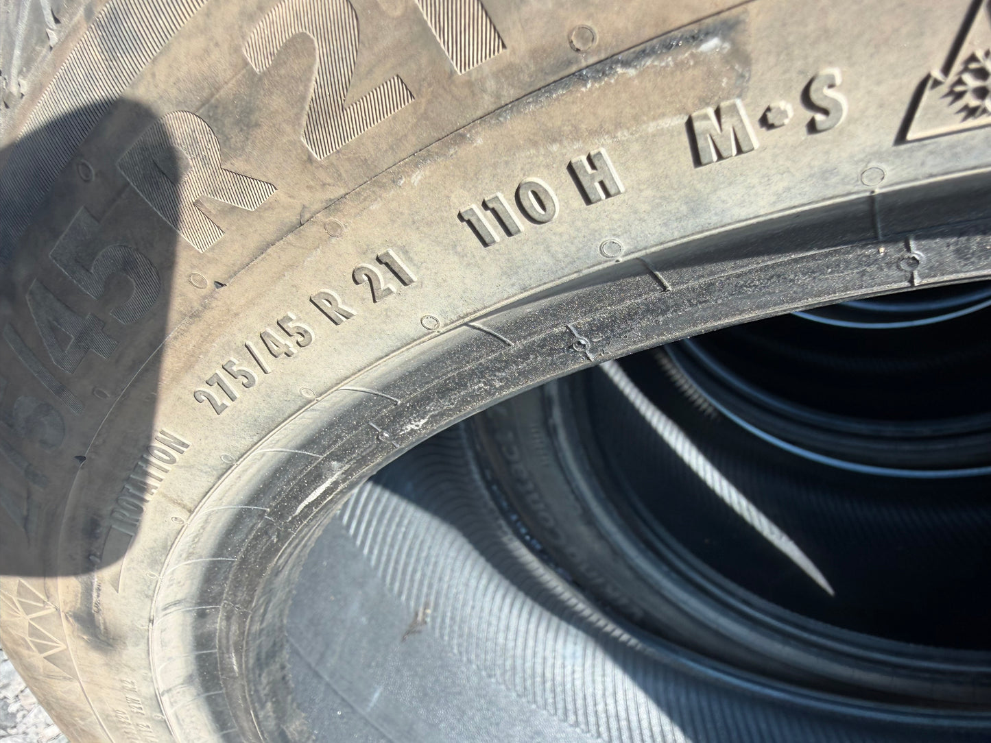 4 pneus d hiver 275/45r21 continental a l etat neuf