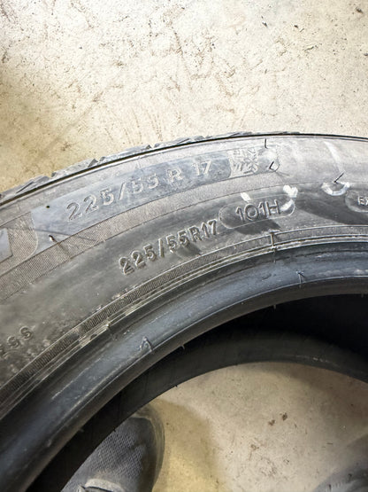 4 pneus d hiver 225/55r17 michelin en bon état