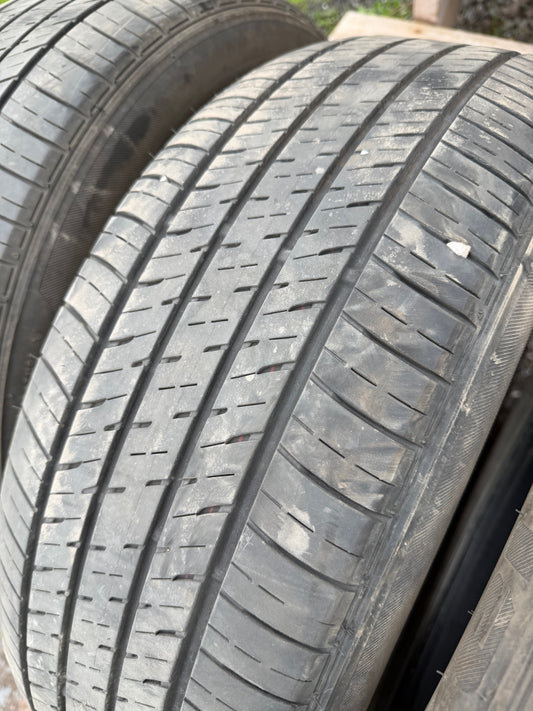 4 pneus d ete 205/55r17 Bridgestone
