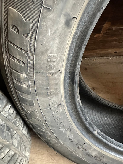 1 pneu d’été 205/60r16 gtradial en très bon état