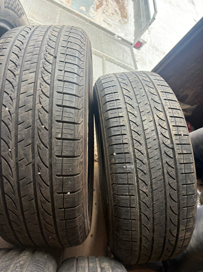 2 pneus d ete 235/55r19 Yokohama en bon état