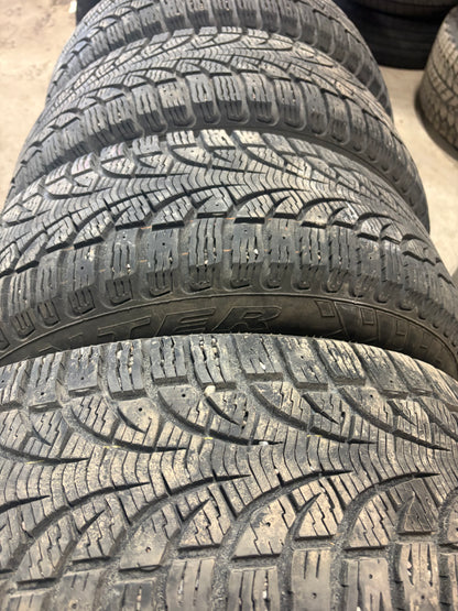 4 pneus d hiver 215/55r16 pirelli a l etat neuf