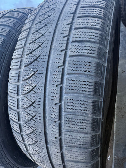 2 pneus d hiver 235/50r18 gt radial
